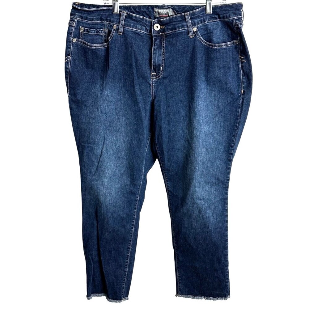 Torrid FeelTheFit Crop Boyfriend Vintage Stretch Jeans Size 20
